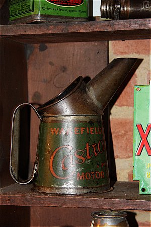 CASTROL (Pint) - click to enlarge